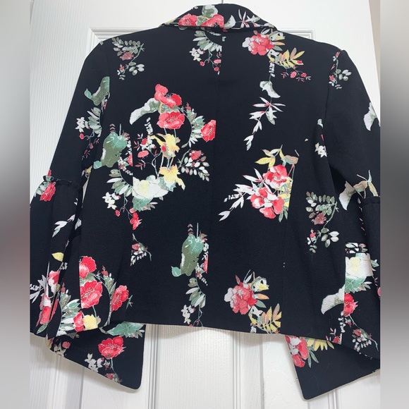 Floral Jacket - Picture 2 of 5